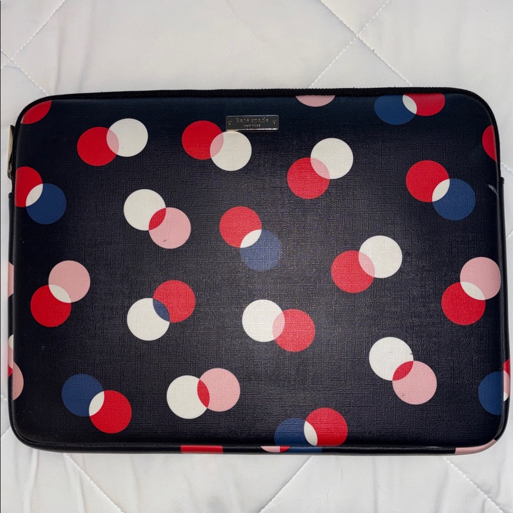 Like New kate spade Laptop Case